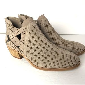 Vince Camuto leather Pranika ankle boots